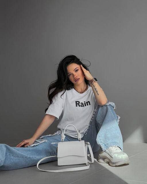 футболки женская,футболка женская оверсайз базовая,белая футболка оверсайз,футболка с принтом тренд,футболка белая оверсайз