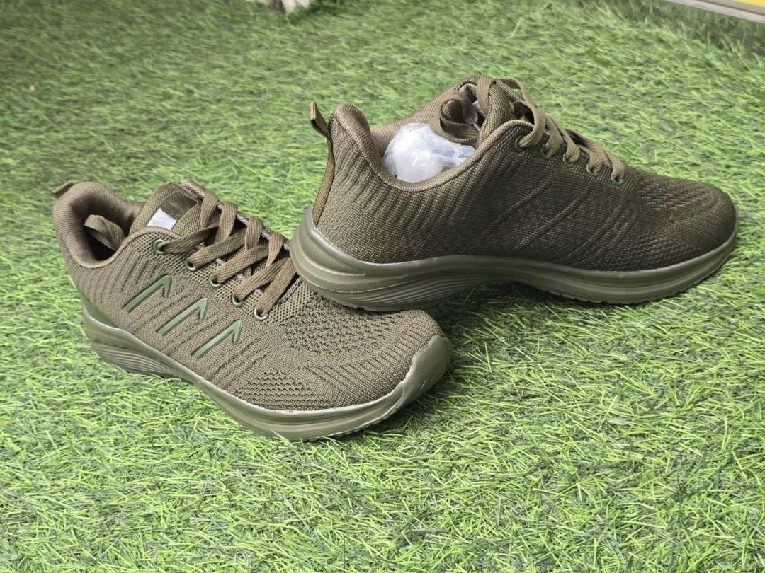 кроссовки,черные кроссовки, спортивная,мужские кроссовки,кроссовка мужской