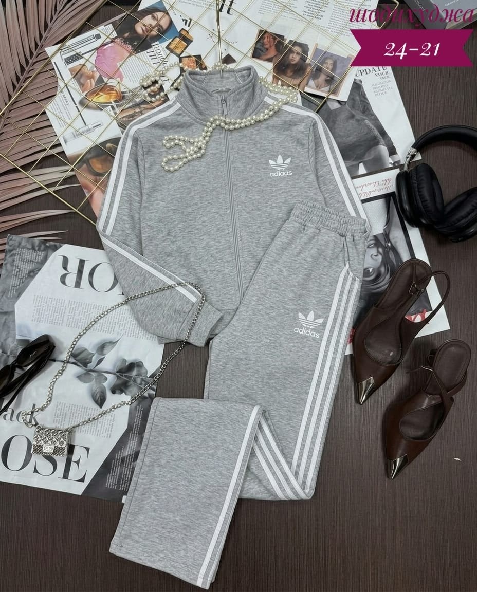 спортивный костюм adidas,спортивный костюм adidas женский,костюм адидас,костюм адидас женский,костюм adidas на кнопках