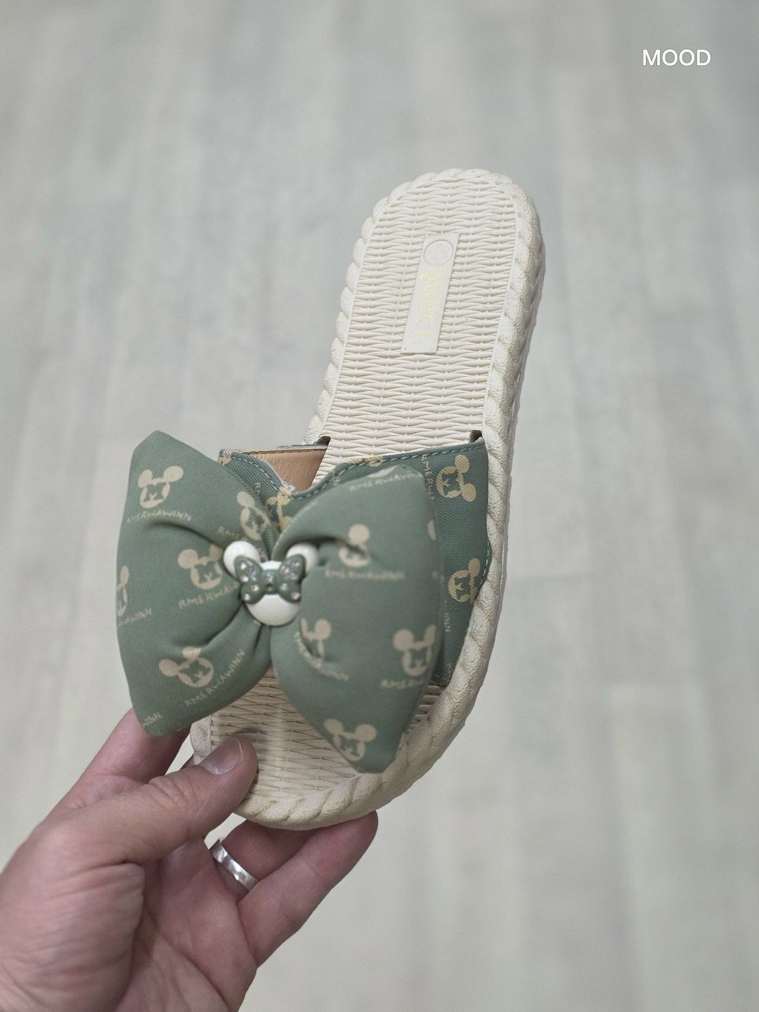 ,женские тапочки,женские тапки,шлепанцы женские,домашние тапочки