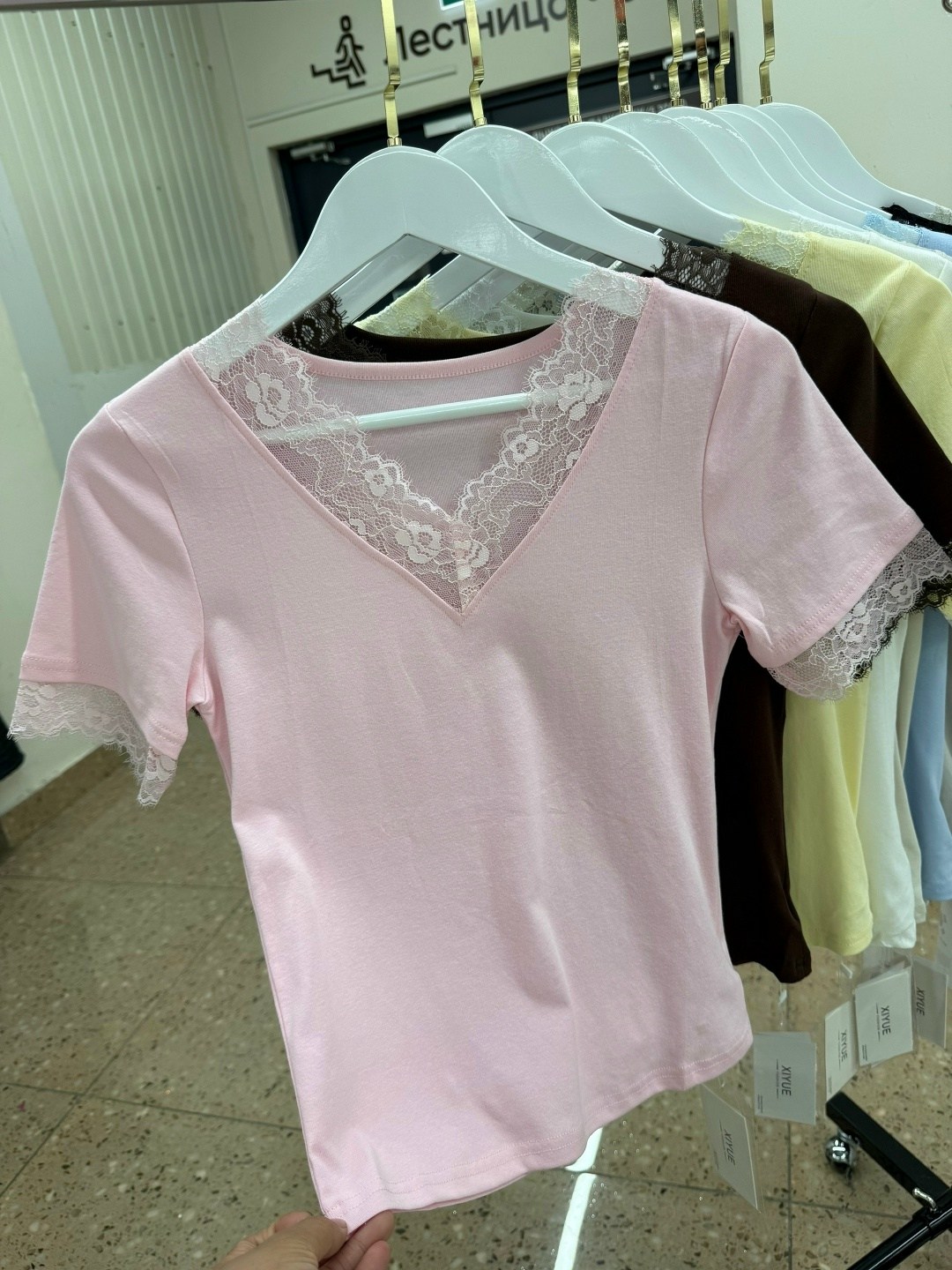 блузки с кружевами,футболки женская,трикотажная блуза,футболка с кружевами,блузка женская