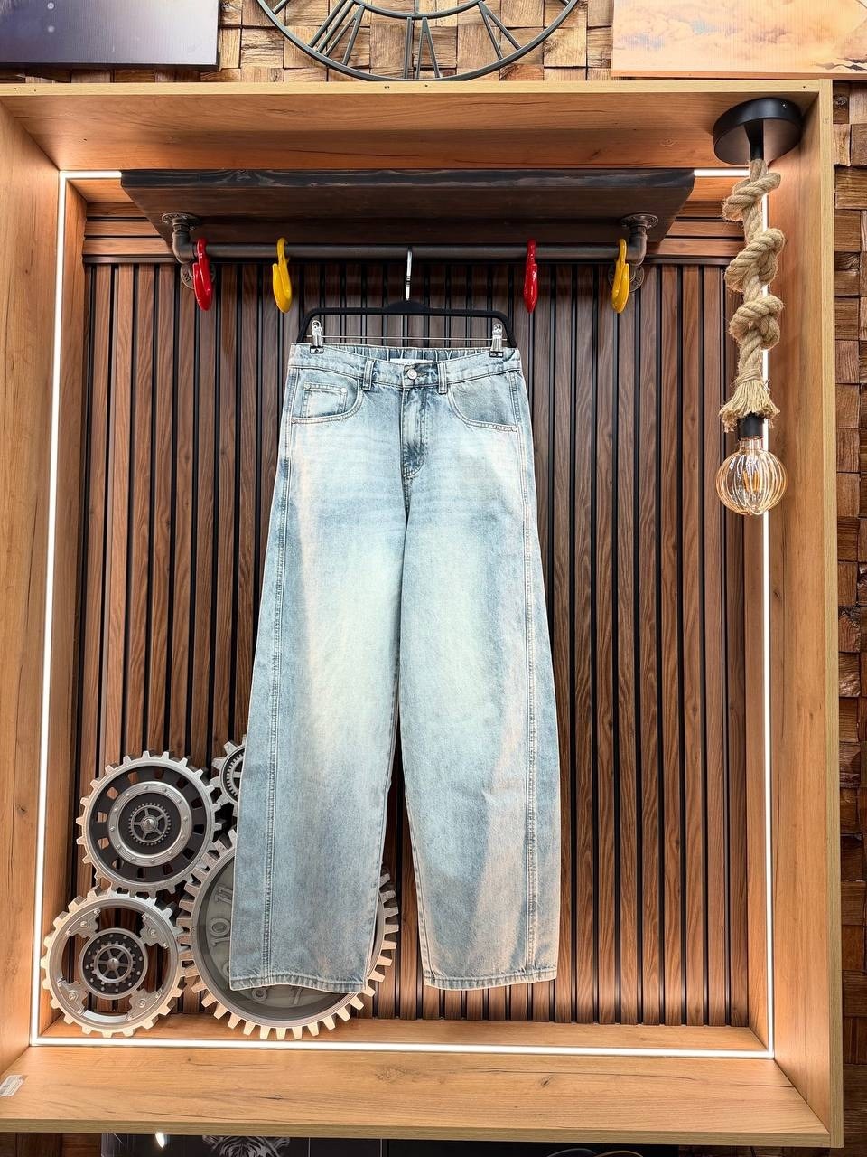 джинсы женские,джинсы стиль,джинсы модные,джинсы молодежные,джинсы брюки