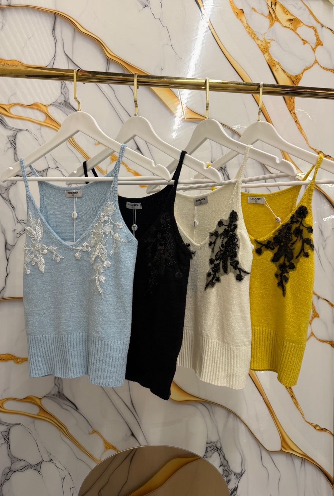 стильные наряды,элегантные образы,женские наряды,стиль одежды,модные брюки