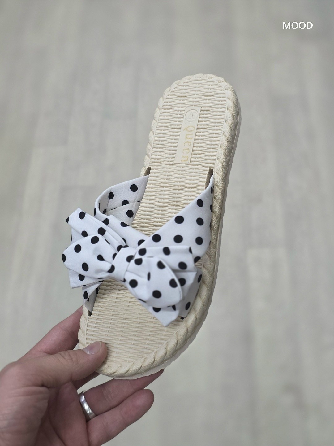 женские шлепанцы,женские шлепки,,женские тапки,шлёпанцы женские летние