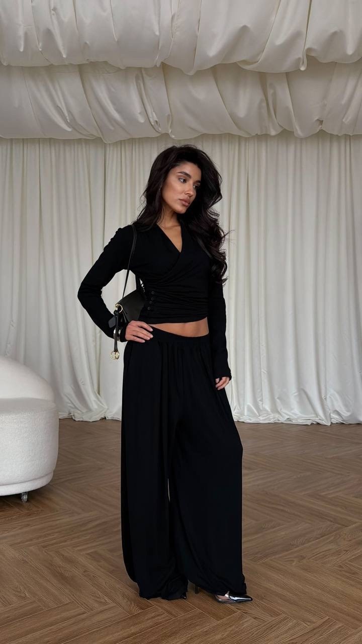 костюм из мягкой вискозы с лонгсливом и свободными,костюм брючный с лонгсливом летний оверсайз sabisha,костюм белый,женский костюм белый,костюм