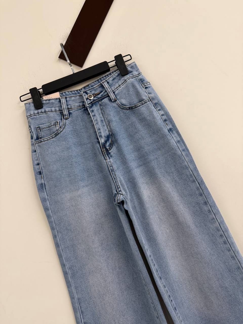 джинсы широкие,женские джинсы,женские широкие джинсы,модные джинсы,джинсы повседневные