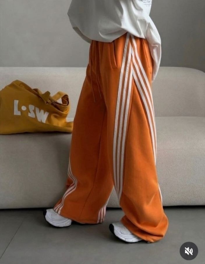 спортивный штаны,женские спортивные штаны,штаны спортивные широкие,брюки спортивные,женские спортивные брюки