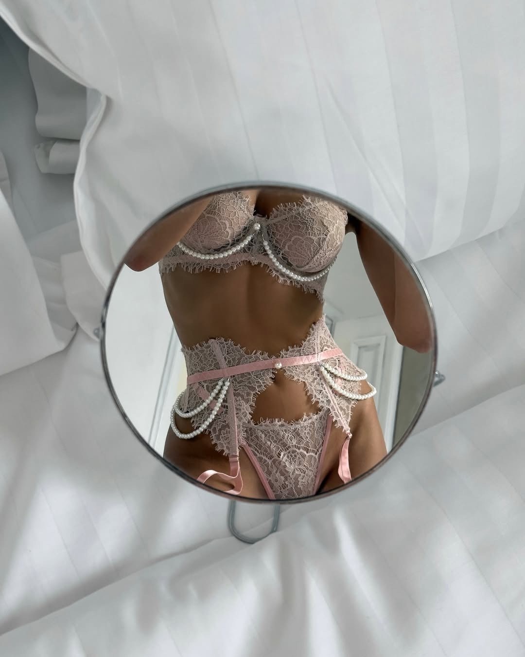 нижнее белье женское комплект эротический,красивое нижнее белье женское комплект эротическое,кружевной комплект нижнего белья,нижне бельё женское,комплект сексуального женского нижнего белья