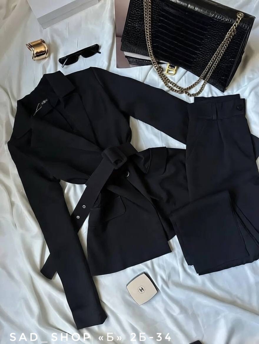 костюм двойка брючный классический,костюм женский брючный тройка,женский брючный костюм двойка,костюм брючный голубой,костюм классика пиджак с ремнем и брюки голубой bek