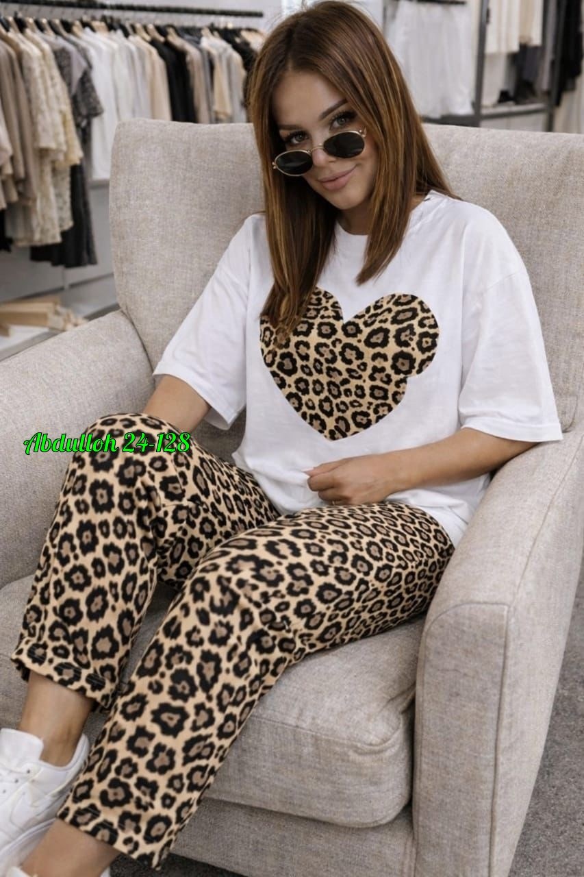 трикотажные костюмы,костюм с леопардовым принтом alisiaberry,женский костюм,костюм с принтом,костюм женский леопардовый