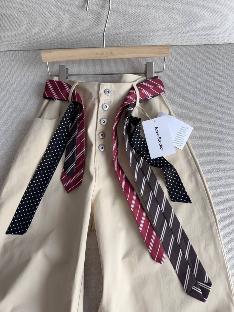 брюки классические,модные брюки,повседневные брюки,брюки широкие,брюки бежевые