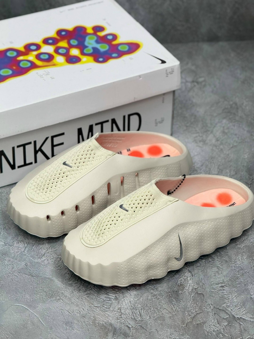 nike mind 001,nike mind 002,nike mind,кроссовки nike,шлепанцы женские