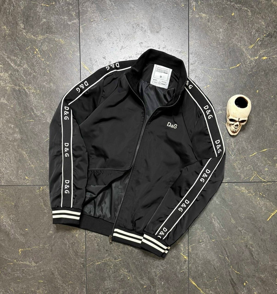 куртка бомбер,повседневная куртка,куртка модная,куртка бежевая