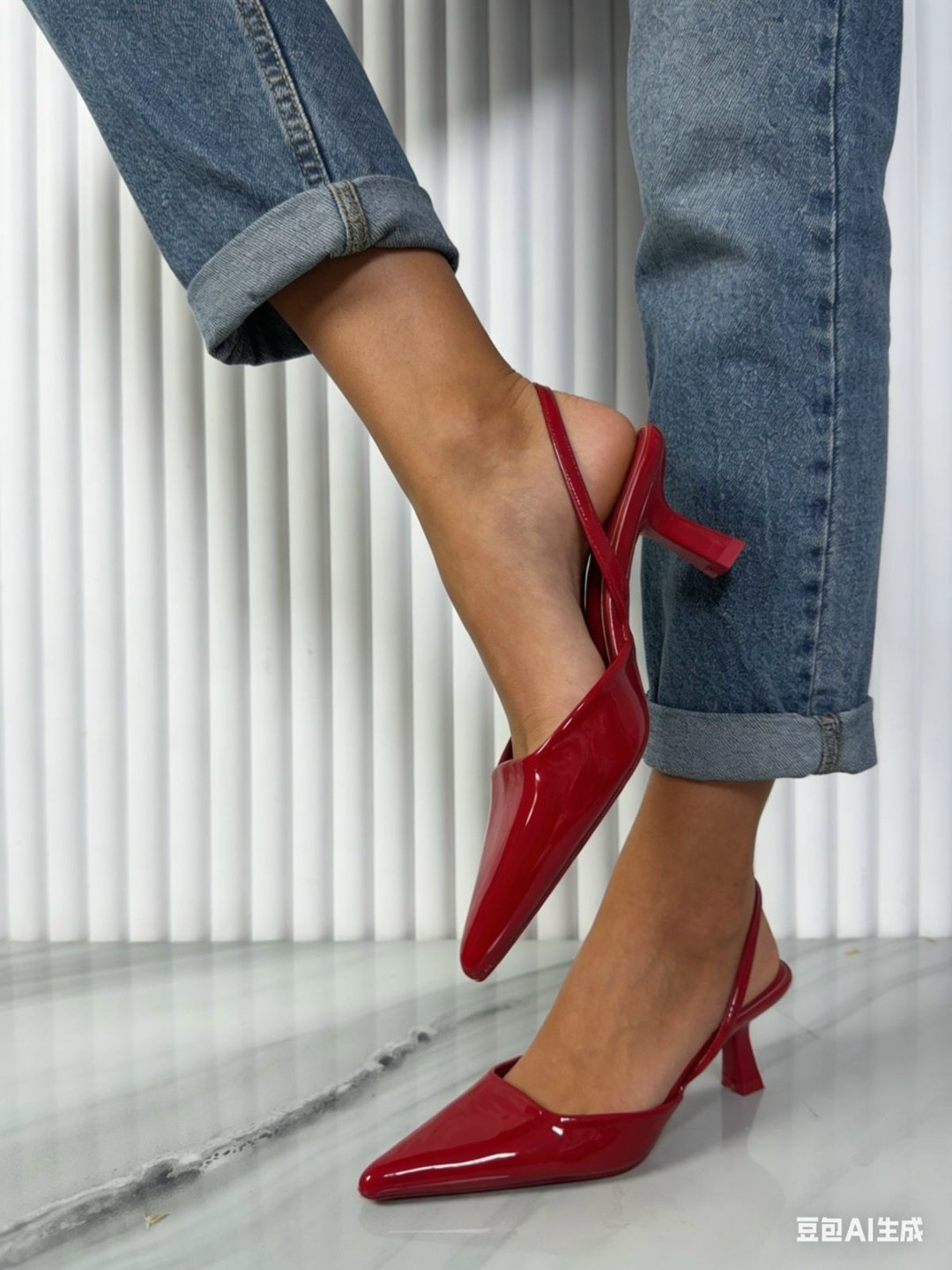 женские туфли лодочки,туфли лодочка,туфли yves saint laurent, женская,каблуки туфли