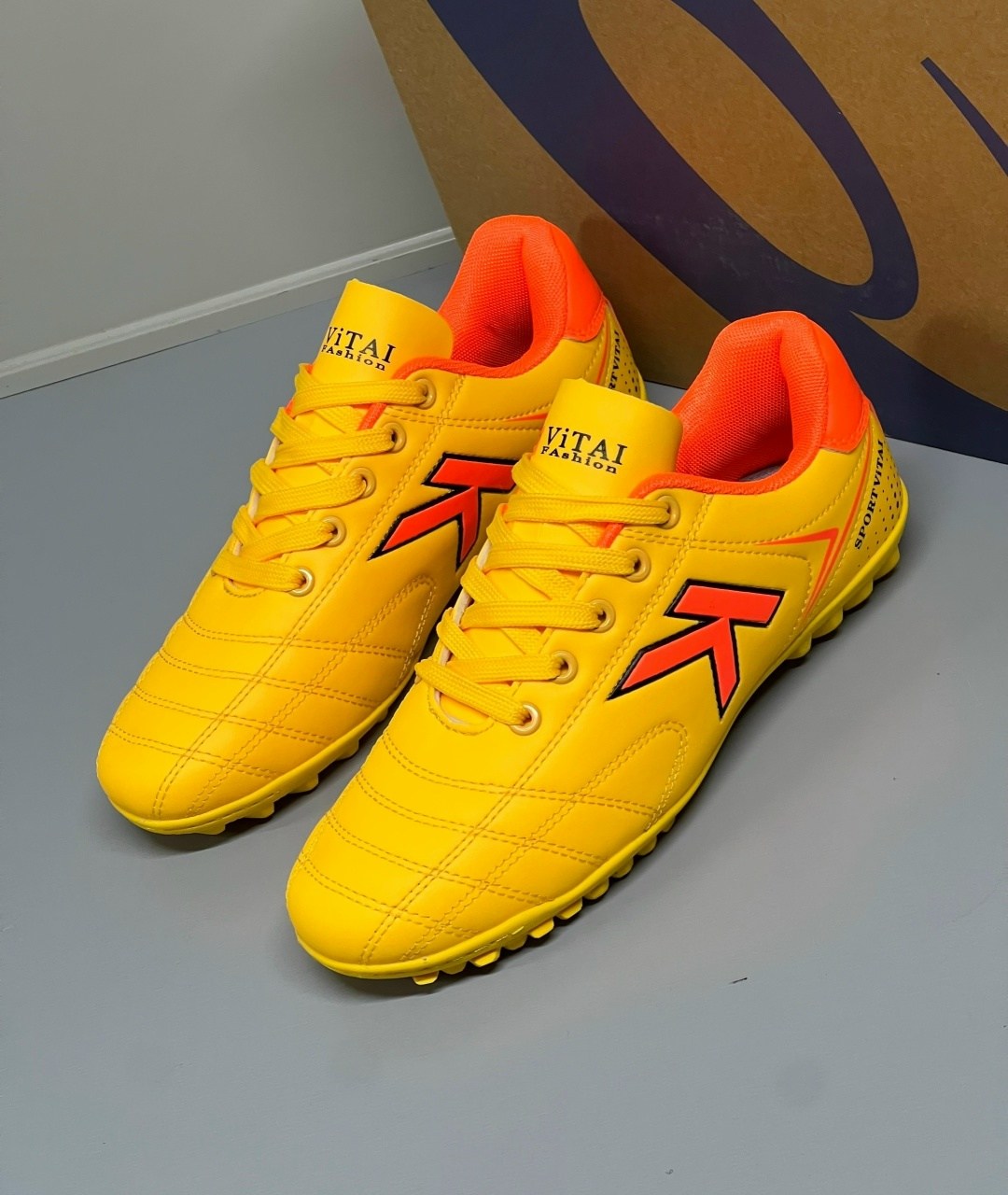 сороконожка для футбола,бутсы футбольные детские,футбольная бутса,сороконожки футбольные,футбольная