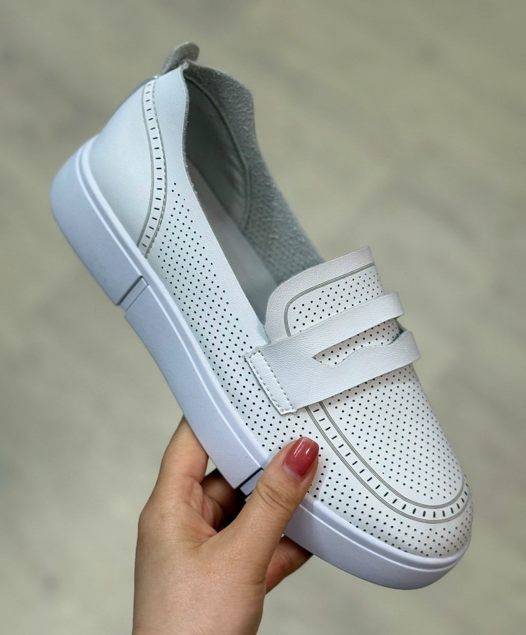 ,женская ,женские мокасины,мокасины с перфорацией,летняя женская