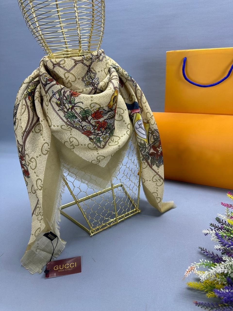 шарф гуччи женский,платок гуччи,платок гуччи оригинал,платок gucci,шелковый платок гуччи