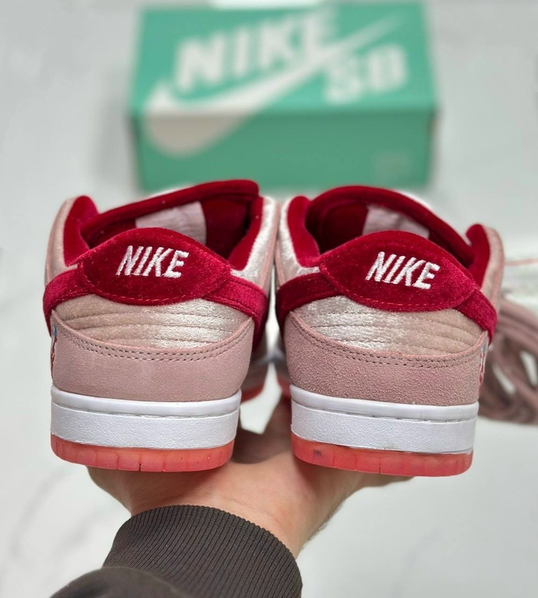 nike sb dunk low strangelove,nike sb dunk low,кроссовки nike sb dunk low,кроссовки nike sb dunk low strangelove,nike sb dunk