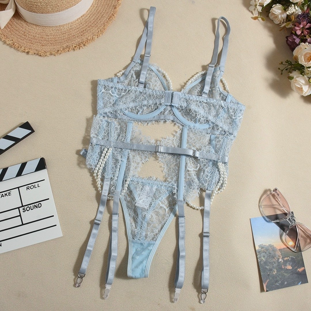 кружевное нижнее белье,нижнее белье с кружевами для девушек,комплект нижнего белья,комплект нижнего белья женский кружевной,женская нижнее белье