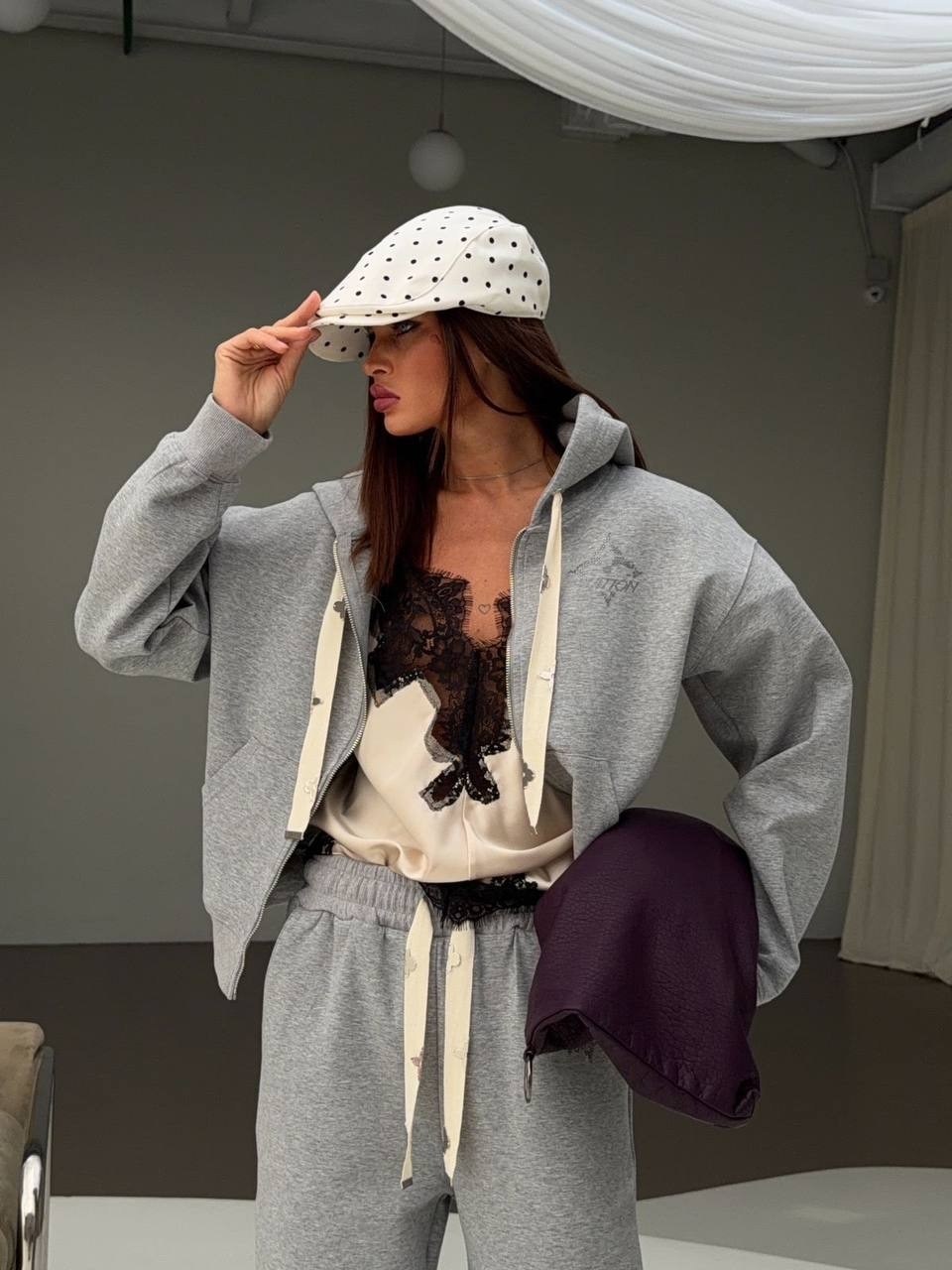 спортивный костюм brunello cucinelli,спортивный костюм мужской brunello cucinelli,спортивный костюм brunello cucinelli серый мужской,толстовка,мужская толстовка с капюшоном