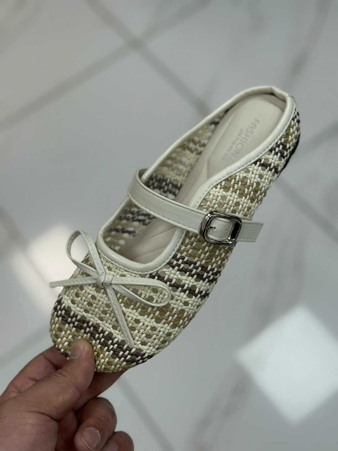 ,женская ,сандалии модные,летняя женская ,туфли повседневные