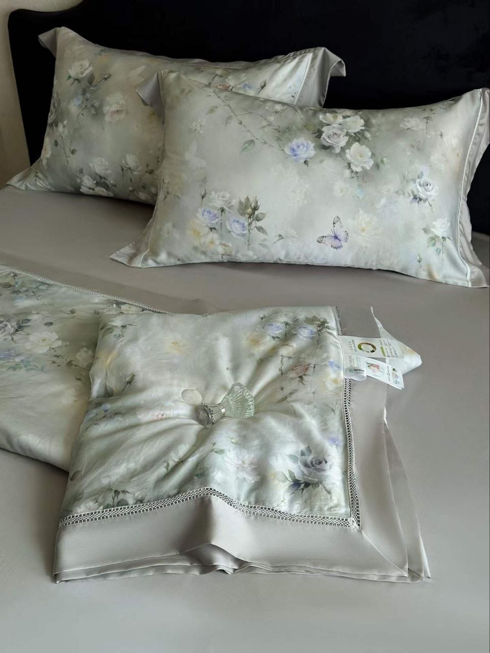 комплект постельного белья с одеялом blumarine,комплект постельного белья с одеялом,комплект постельного белья,комплект постельного белья с готовыми одеялами,комплект одеяло