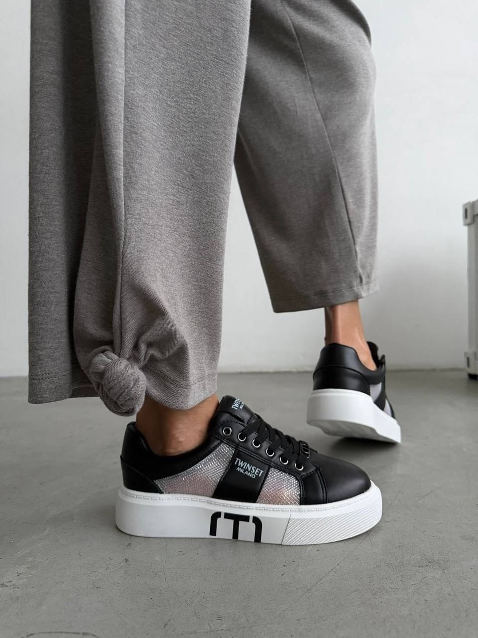 ,кеды женски,кеды черные женские,женские кроссовки,кеды кожаные