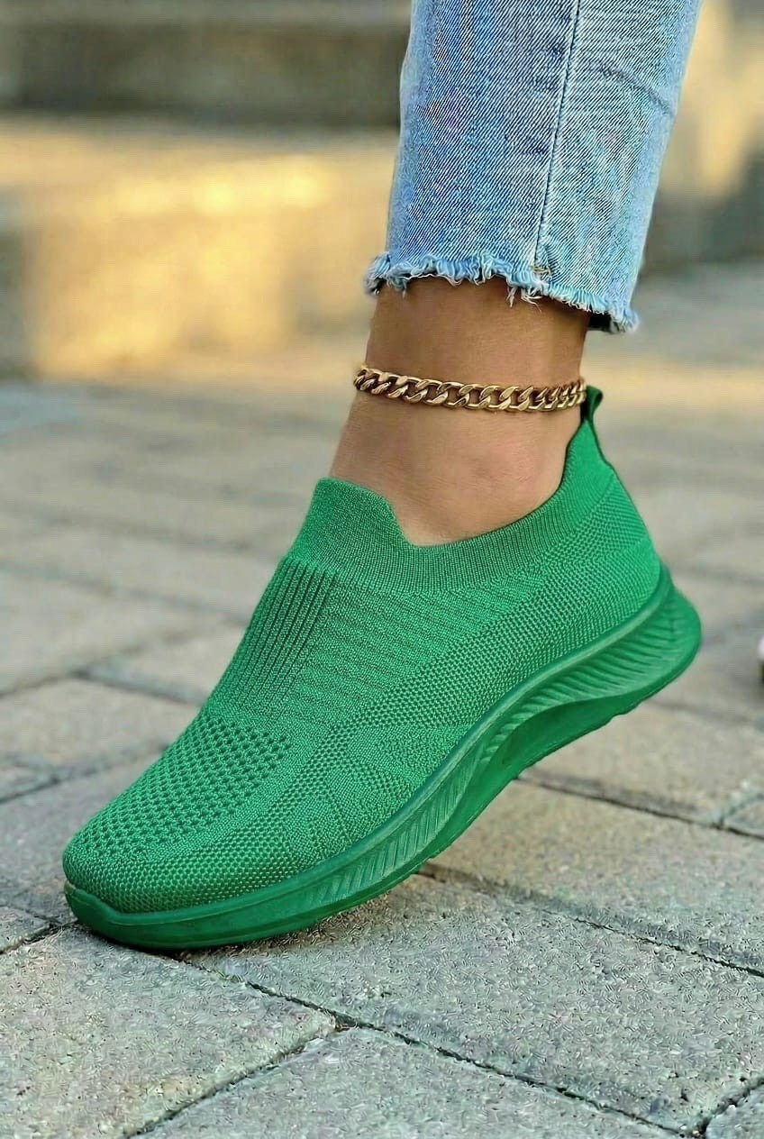 ,женская ,женские кроссовки,спортивная ,кроссовки для женщин