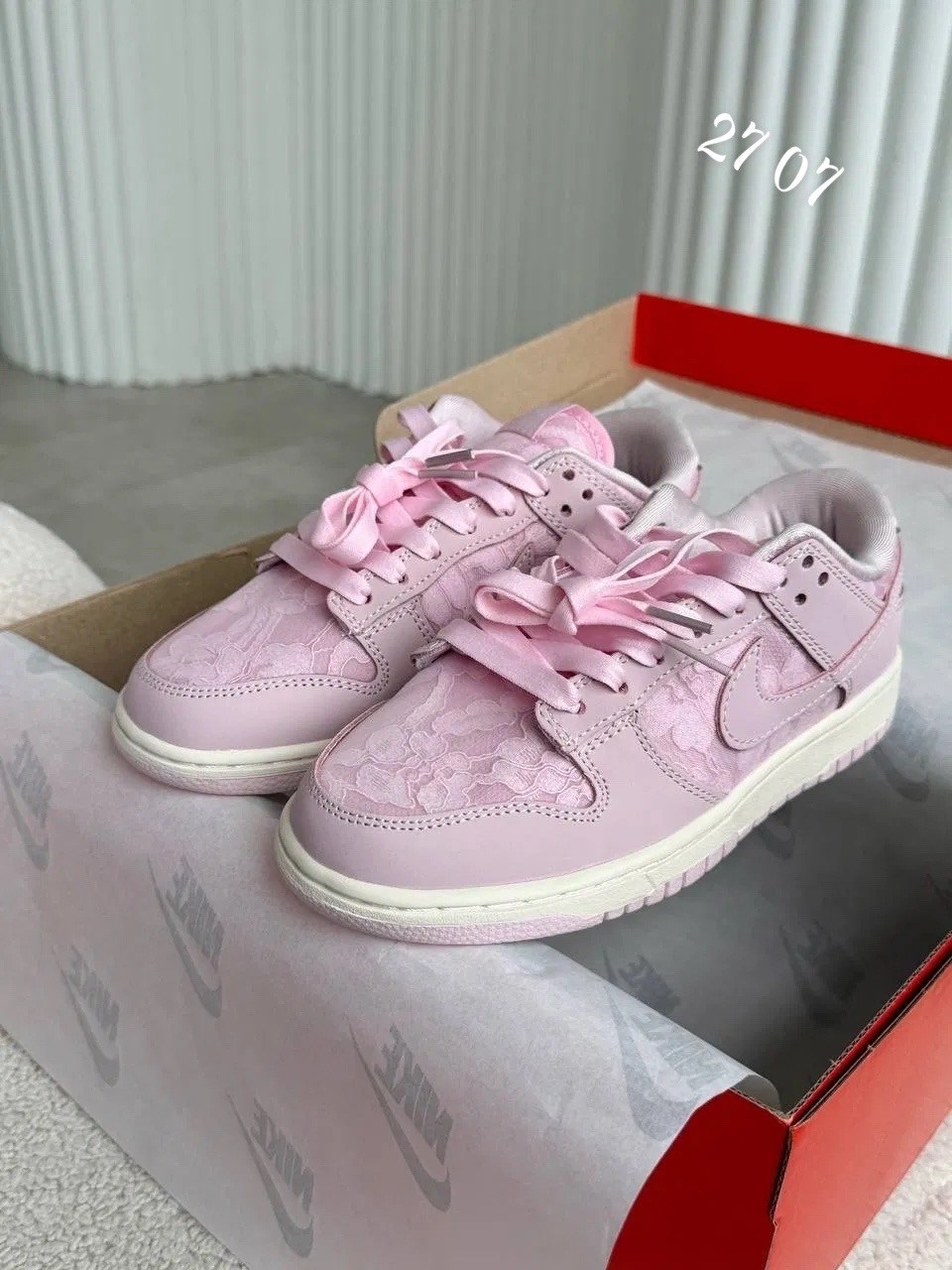 женские кроссовки nike dunk low,кроссовки nike sb dunk low,nike розовые кроссовки dunk для женщин,кроссовки nike dunk low розовый/белый,женские повседневные кроссовки nike dunk low