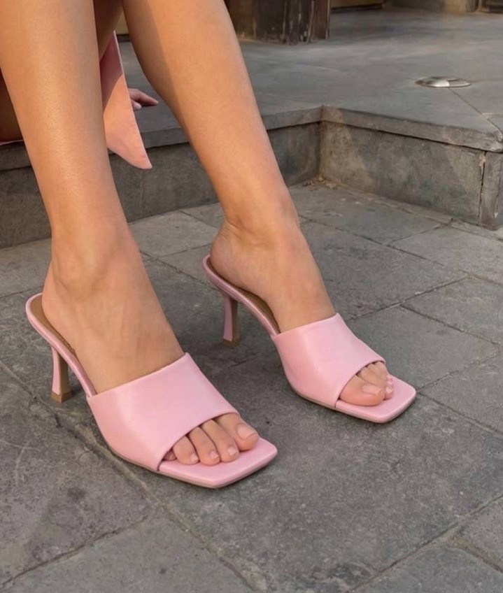 босоножки с квадратным мысом,мюли на каблуке,босоножки сабо,шлепанцы на каблуке,женские каблуки