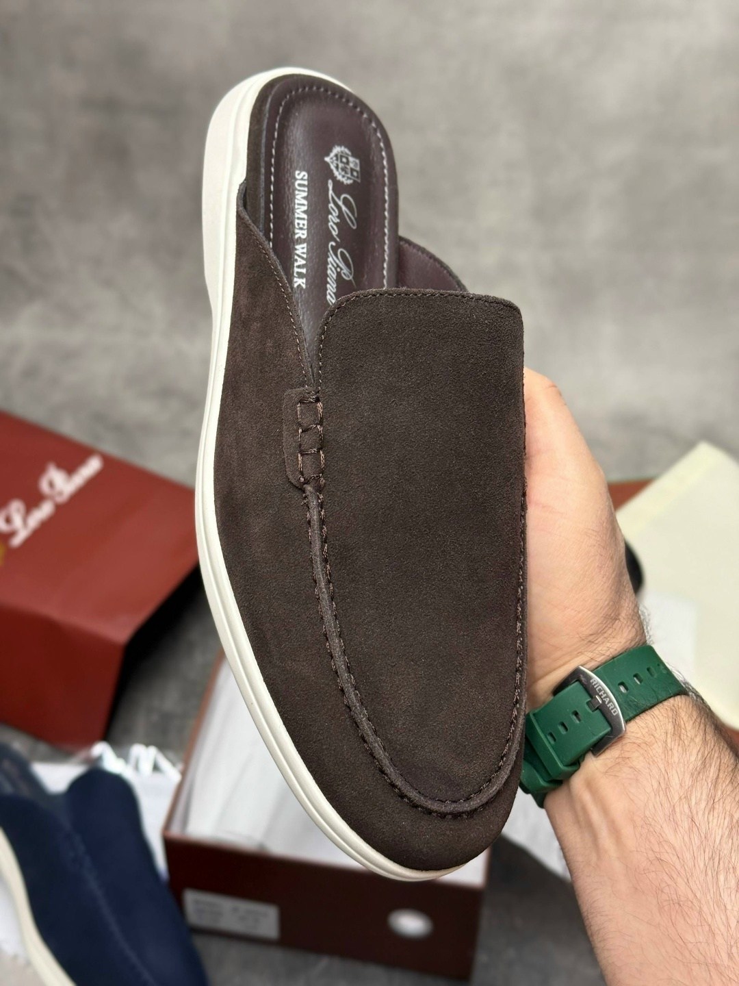 мюли loro piana,мужские замшевые лоферы loro piana summer walk - grey,лоферы loro piana мужские,лоферы loro piana,мюли мужские