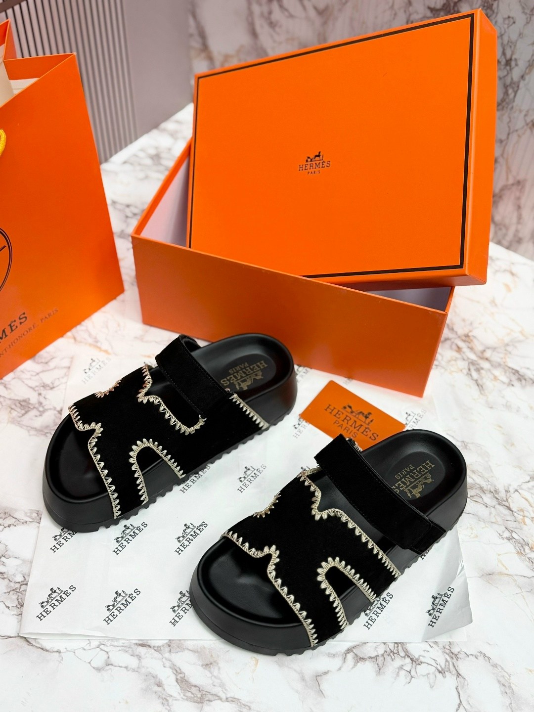 сандалии hermes,шлепанцы hermes,,hermes босоножки,шлепанцы женские