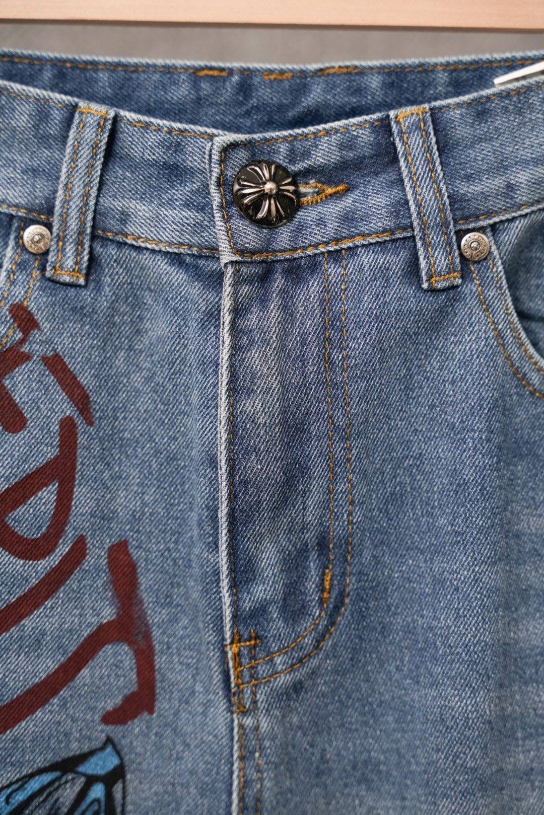 джинсы chrome hearts,джинсы chrome hearts с крестами,джинсы с крестами,джинсы модные,джинсовые брюки