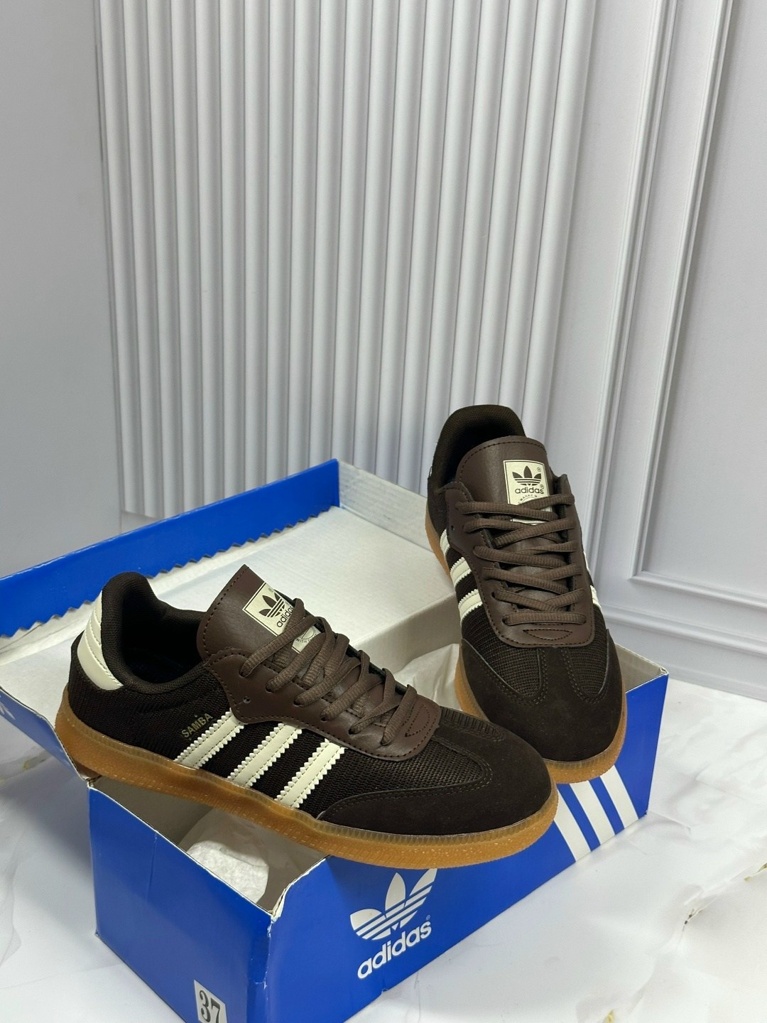 кроссовки adidas samba,кроссовки adidas,кроссовки adidas handball spezial,кроссовки adidas spezial,