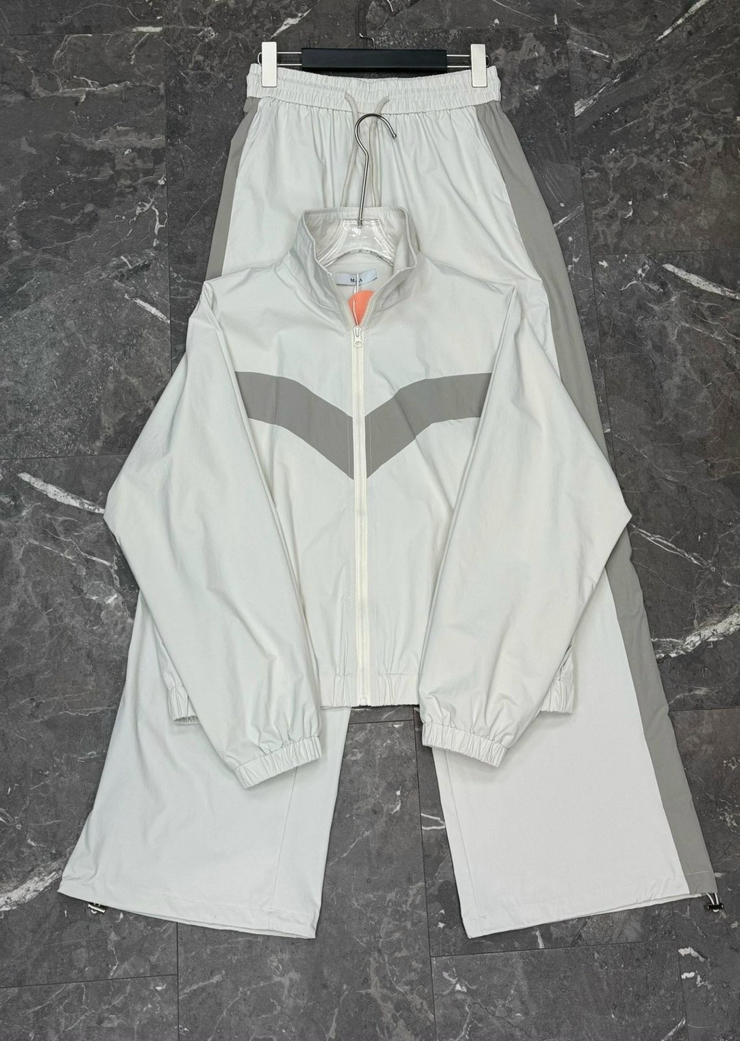 спортивный костюм,спортивный костюм спортивные костюмы,спортивный костюм женский,повседневный спортивный костюм,костюм спортивный для женщин