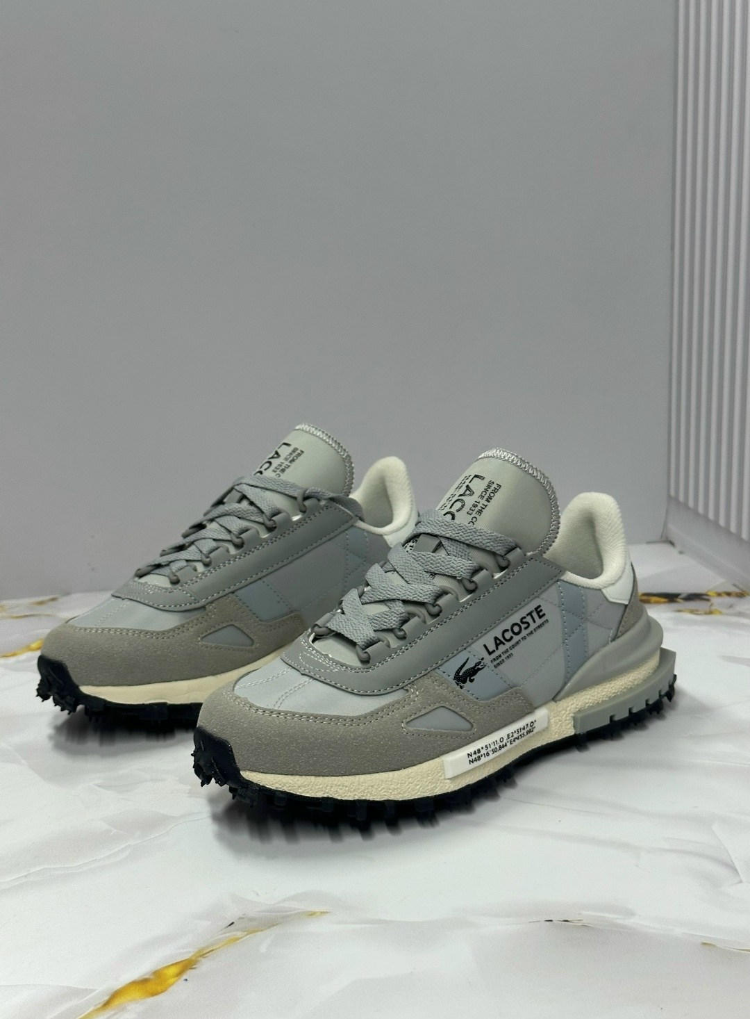 кроссовки lacoste,кроссовки lacoste elite active,мужские кроссовки lacoste,кроссовки lacoste lifestyle shoes women's low-top light gray,