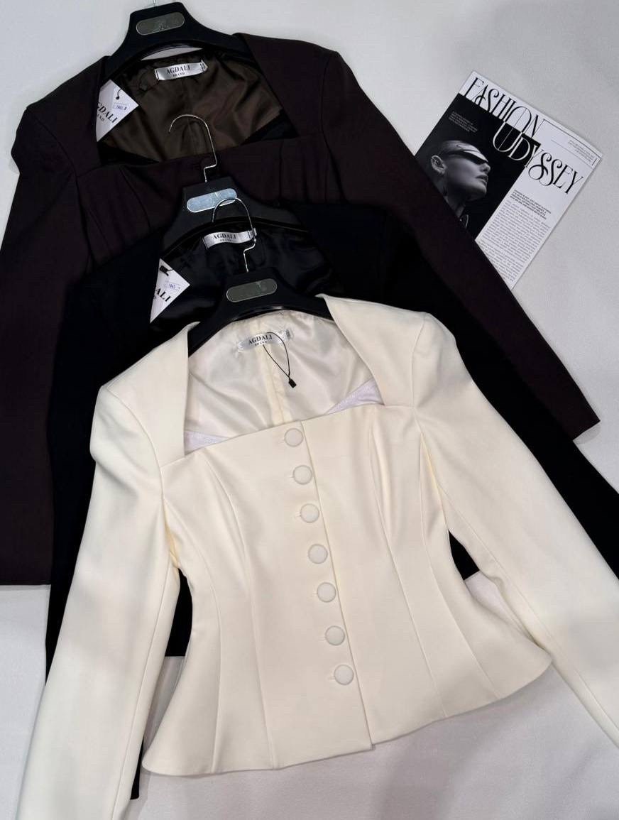жакет с баской,пиджак с баской,жакет,костюм женский,пиджак с баской женский