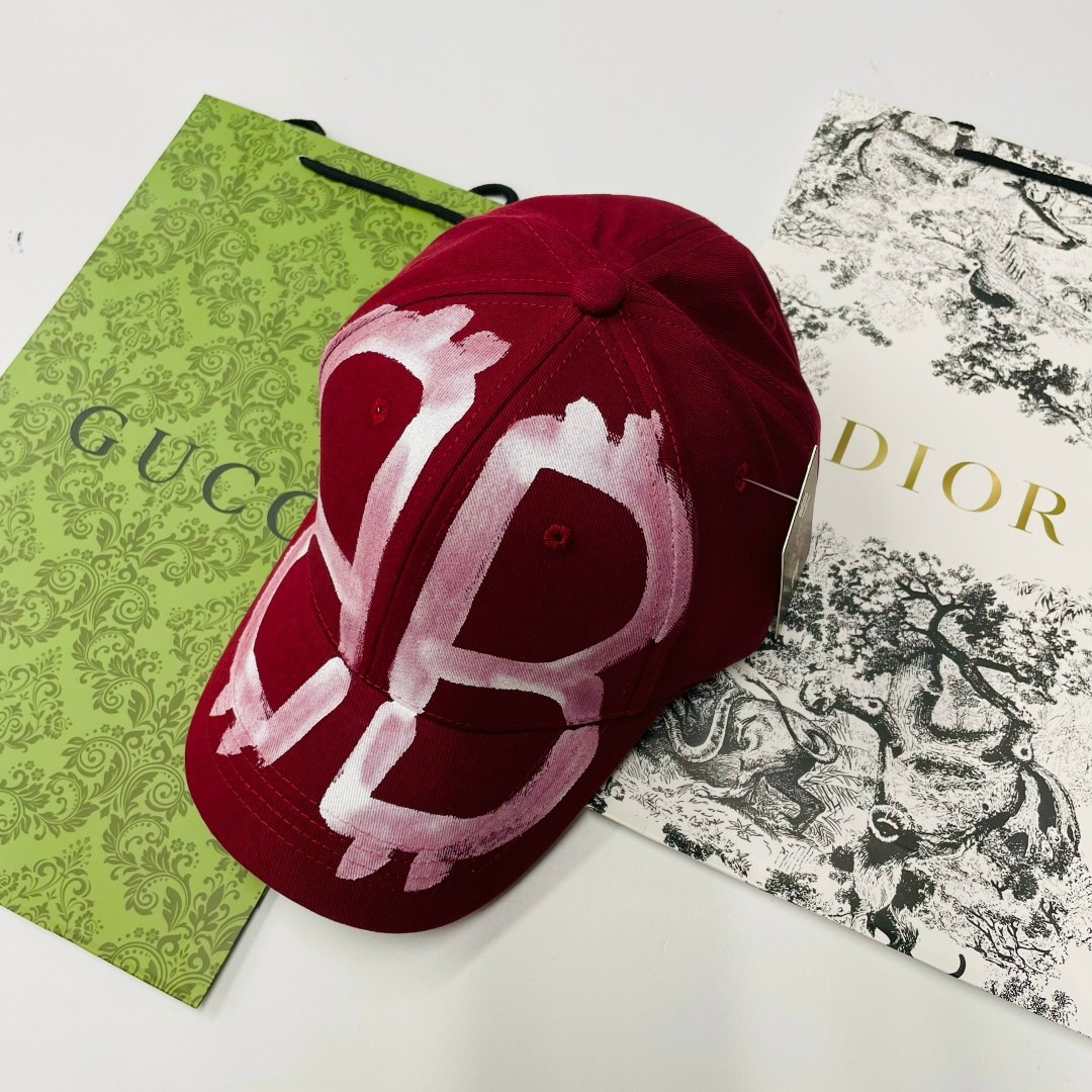 модные бейсболки,бейсболка,бейсболка gucci,кепка нью эра гуччи,женская бейсболка