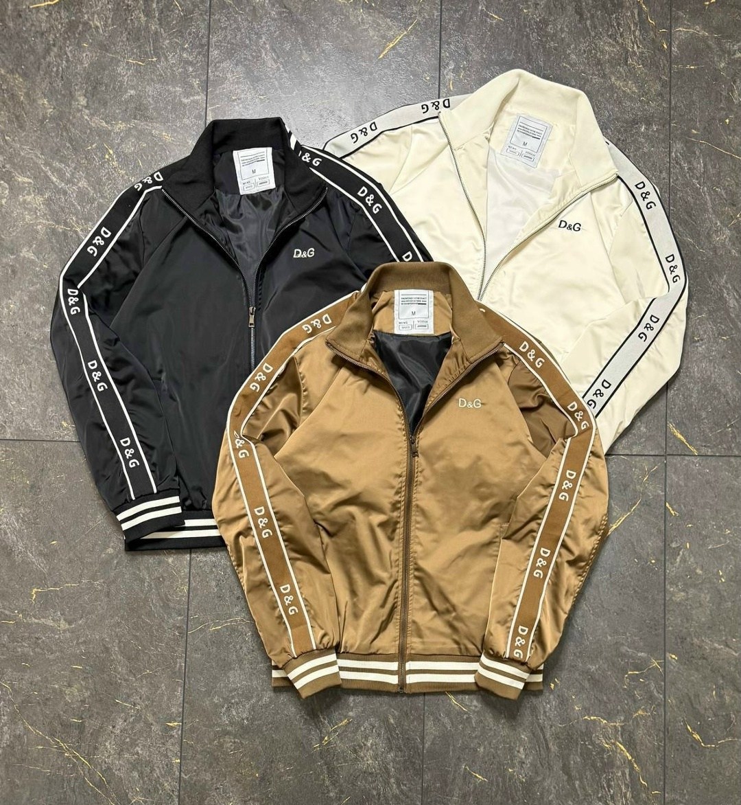 куртка бомбер,повседневная куртка,куртка модная,куртка бежевая