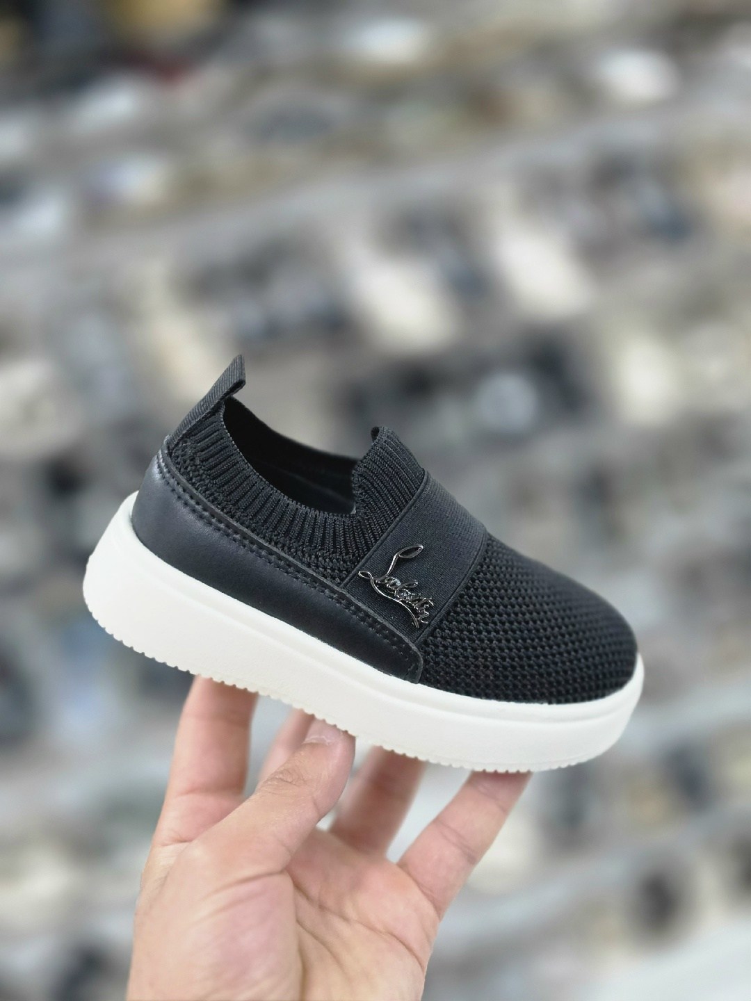 ,кроссовки мальчику,детские кроссовки,повседневная ,спортивная