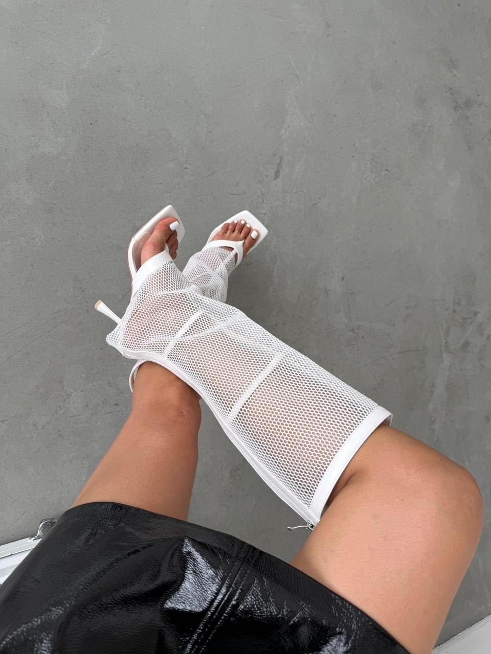 босоножки на каблуках,ботильоны сетка,модные ботильоны,ботильоны на каблуке в сетку,каблуки шпильки