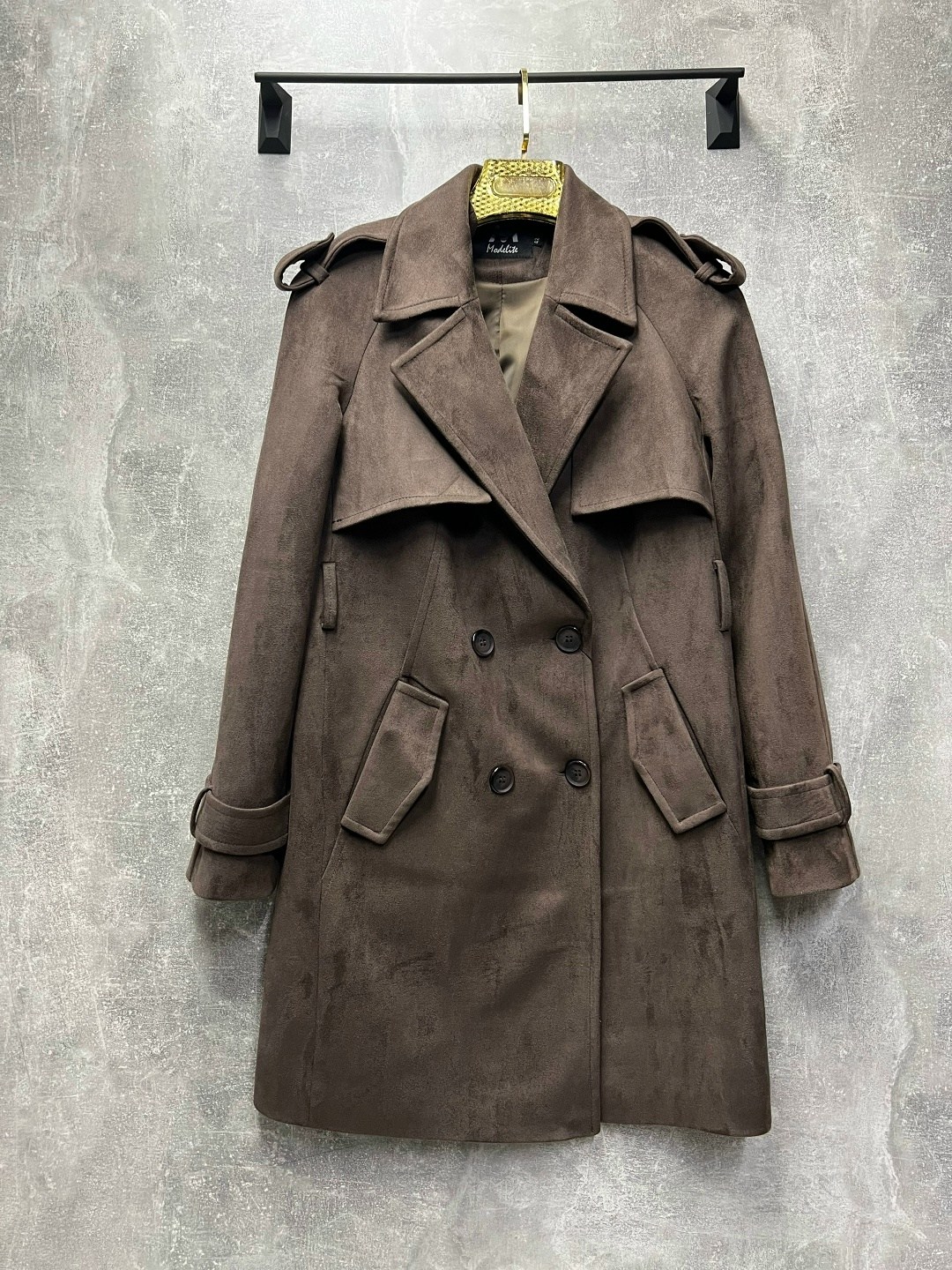 замшевый тренч,тренч замшевый пальто maris,замшевый женский плащ,замшевый тренч burberry,женский плащ тренч