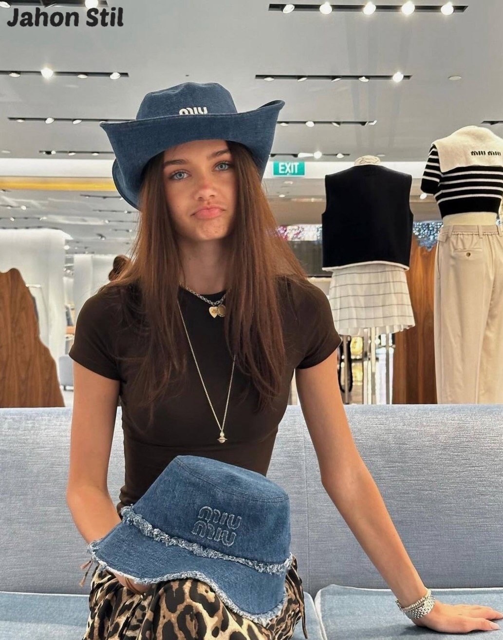 футболка базовая женская,женская футболка,футболки белые,облегающая футболка,женская футболка белая