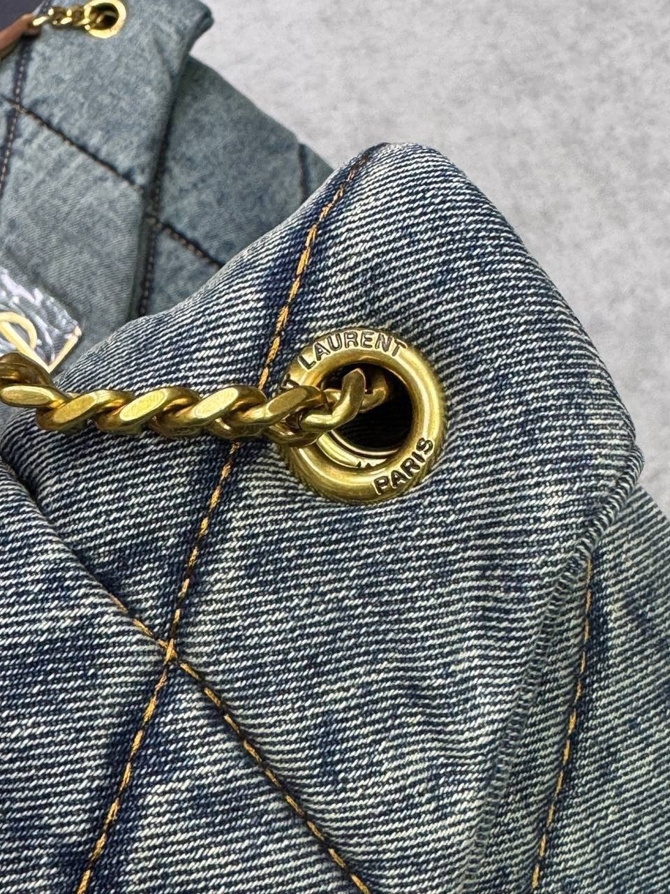 сумки ив сен лоран,джинсовая сумка,сумка-пуффер на плечо с монограммой loulou ysl джинсовая,сумка дизайнерская,женская модная сумка