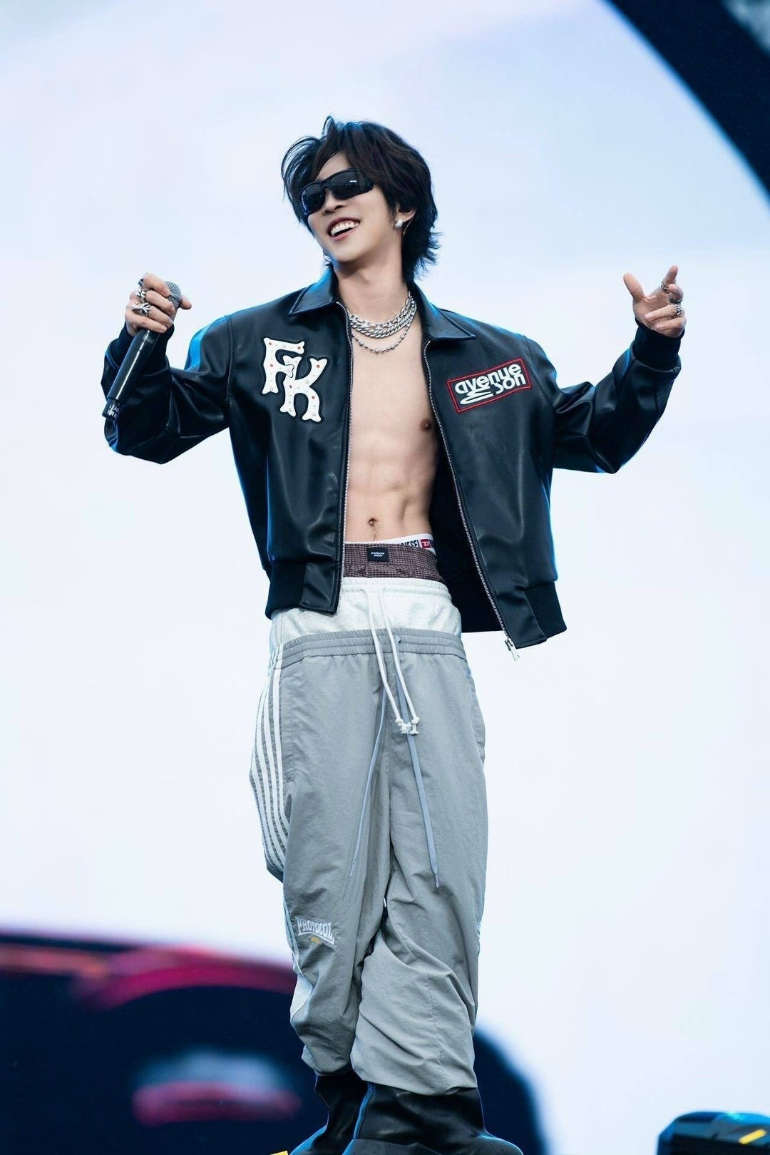 min hyuk lee,накаченные мужчины,minhyuk lee,накаченные парни,kpop idol