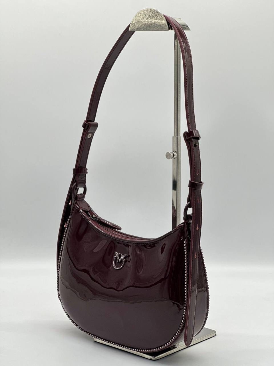 женская бордово-красная сумка на плечо из лакированной кожи,сумки pinko,сумка женская бордовая,бордовая сумка,сумка