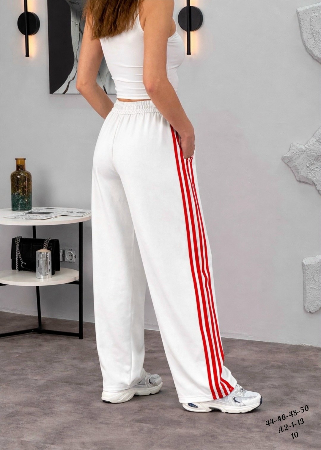 штаны спортивные белые с красными лампасами,штаны адидас белые с красными лампасами,спортивные брюки для женщин с лампасами dl_protex,спортивные брюки для женщин с лампасами dl_protex цвет белый,брюки