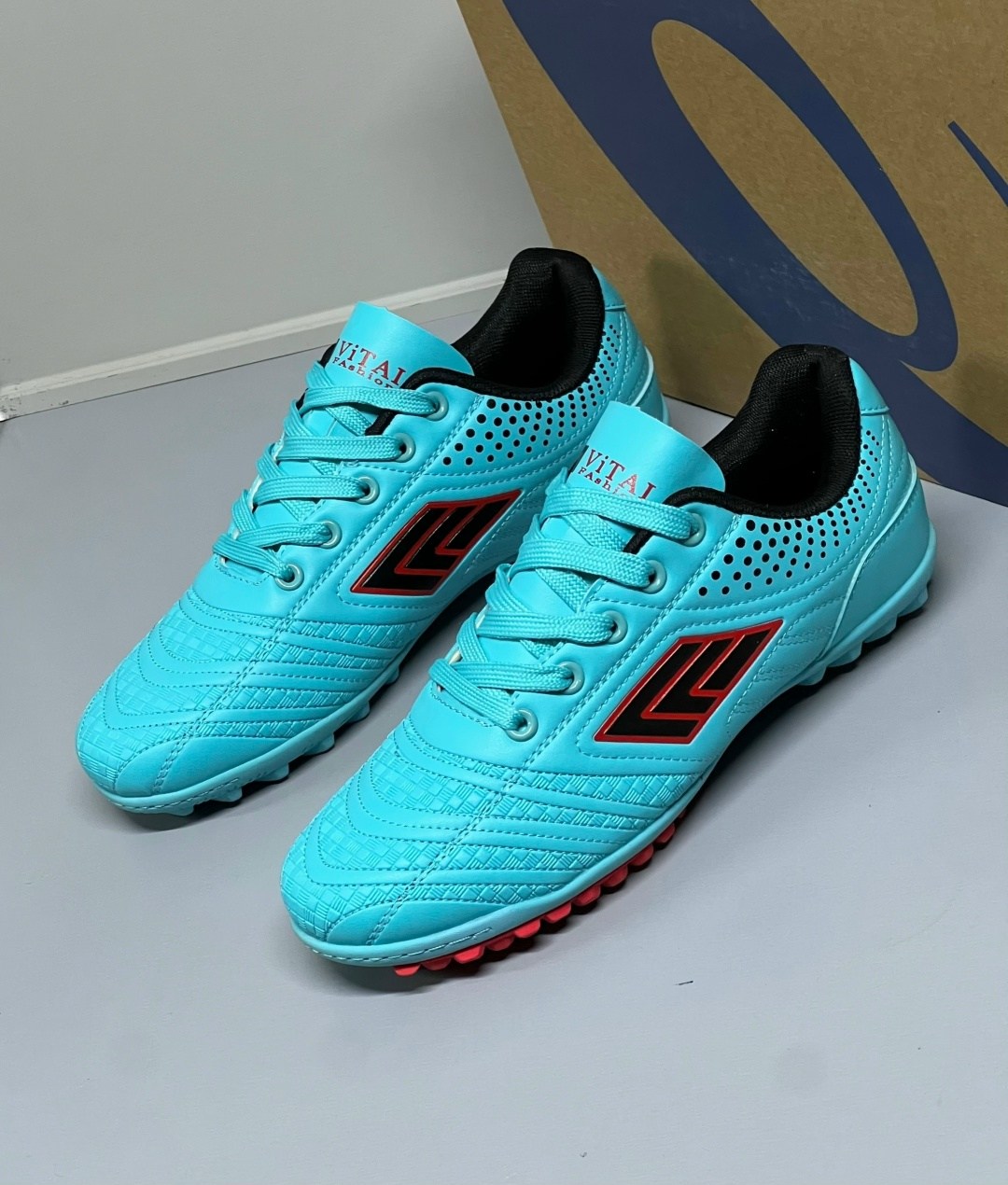 сороконожка для футбола,бутсы футбольные детские,футбольная бутса,сороконожки футбольные,футбольная