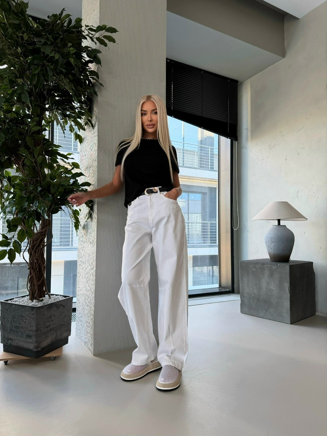 белые джинсы,женские джинсы,белые джинсы женские,брюки джинсы,джинсы стильные