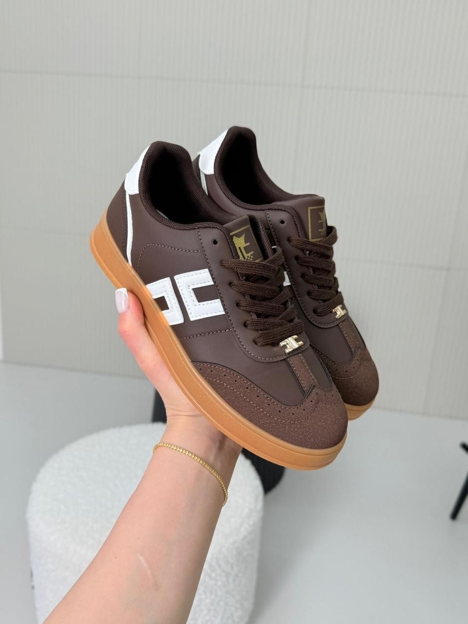 ,кроссовки fendi,кроссовки кеды,фенди кроссовки коричневые,женские кроссовки